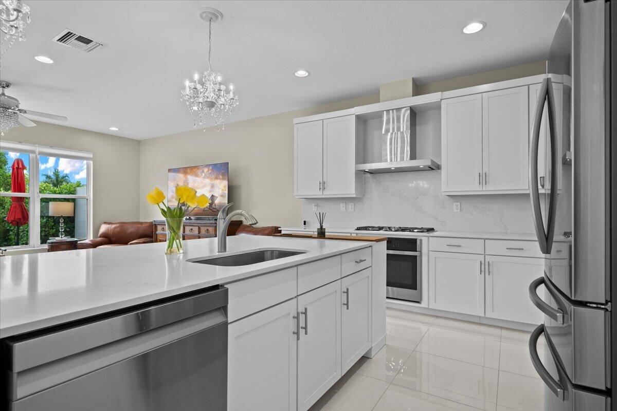 19497 BROAD SHORE Walk