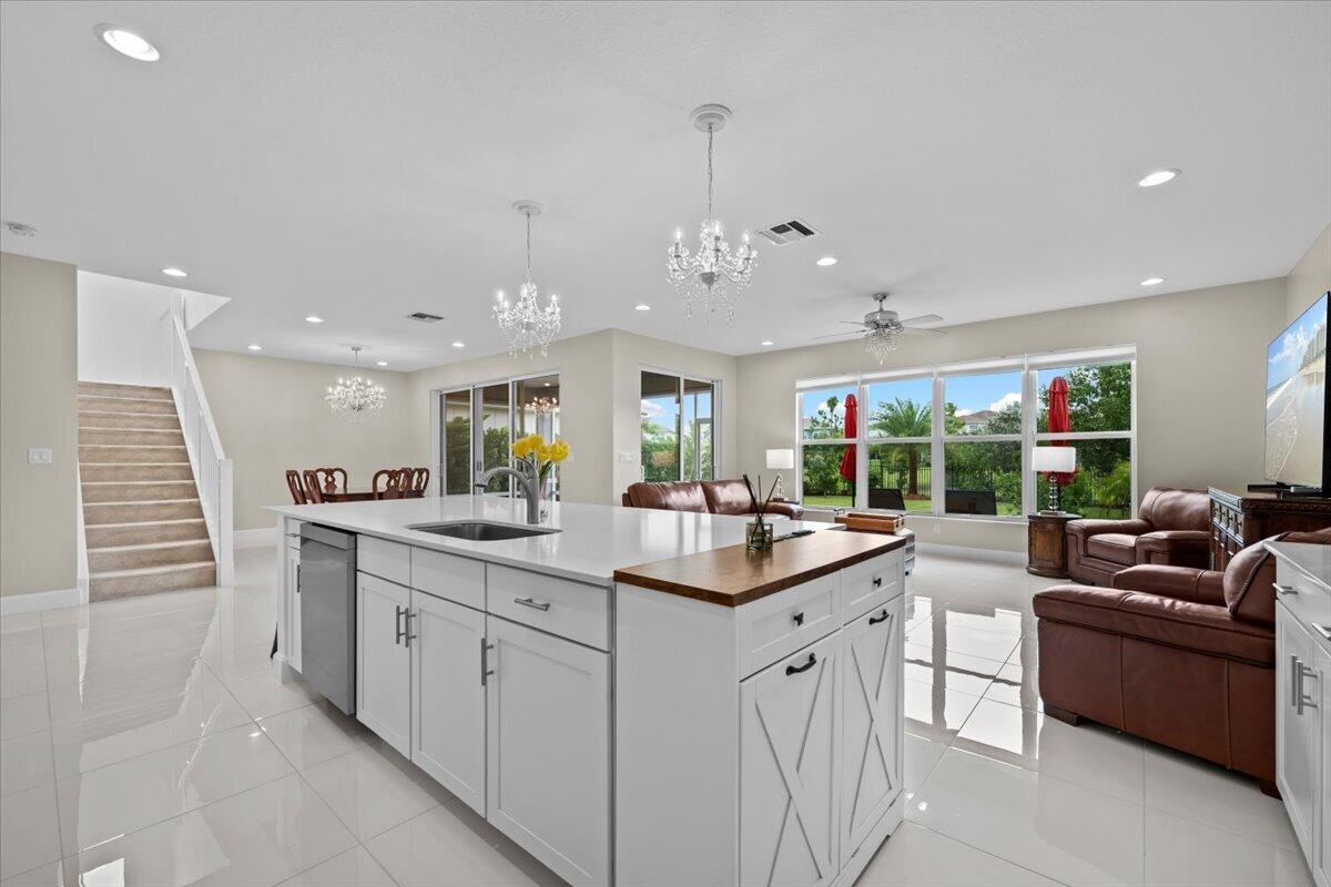 19497 BROAD SHORE Walk