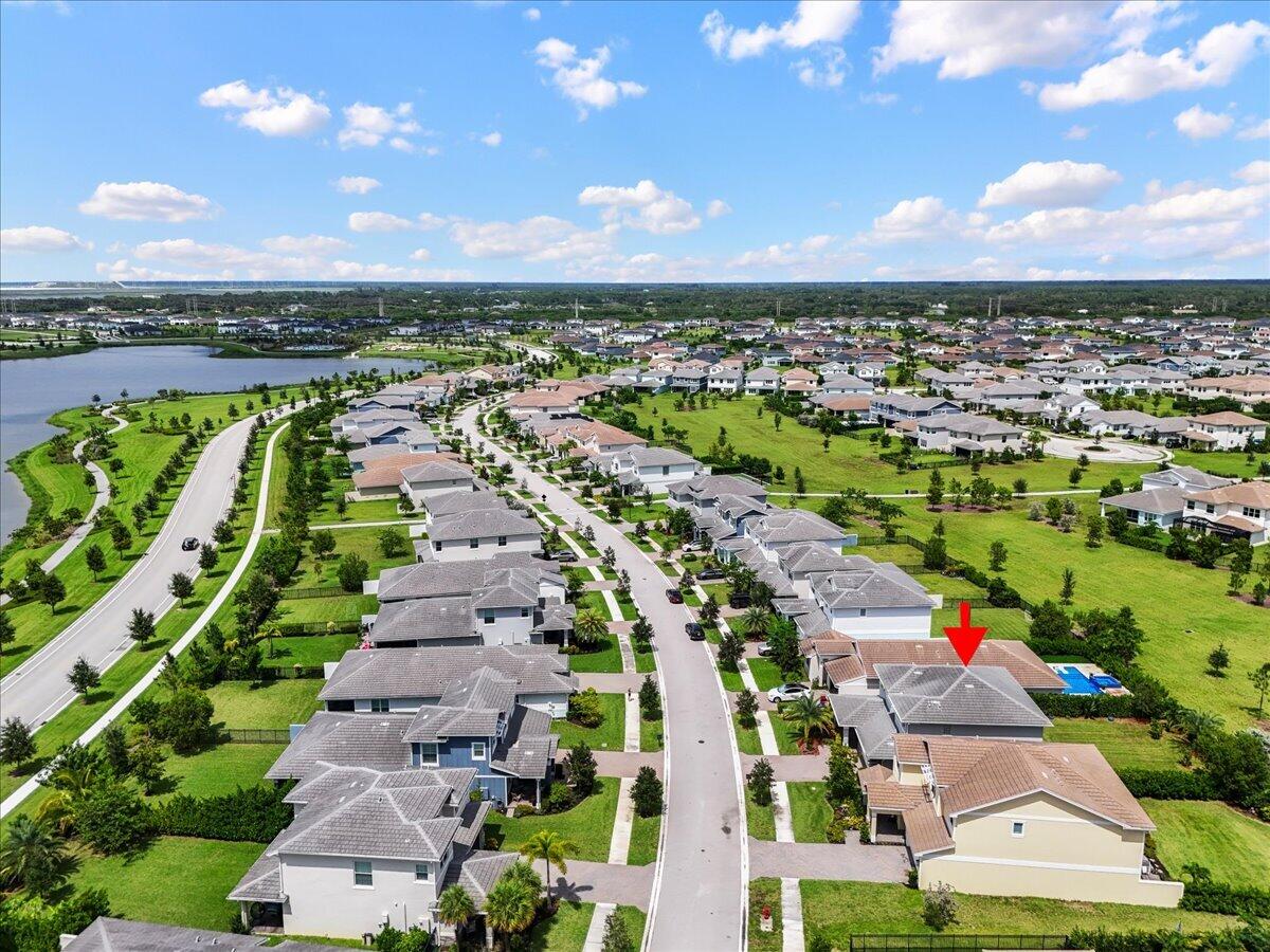 19497 BROAD SHORE Walk