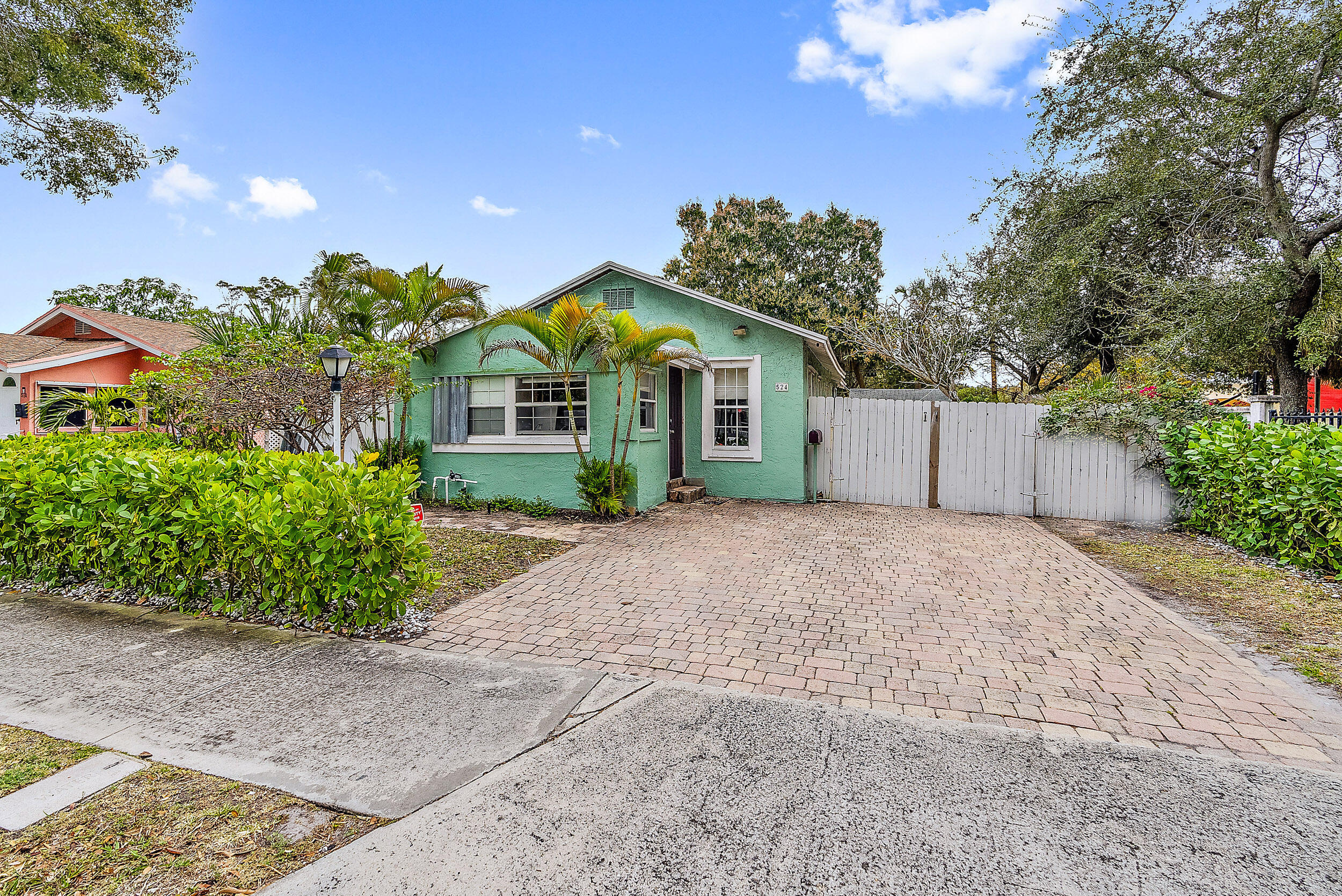 524 50TH Street