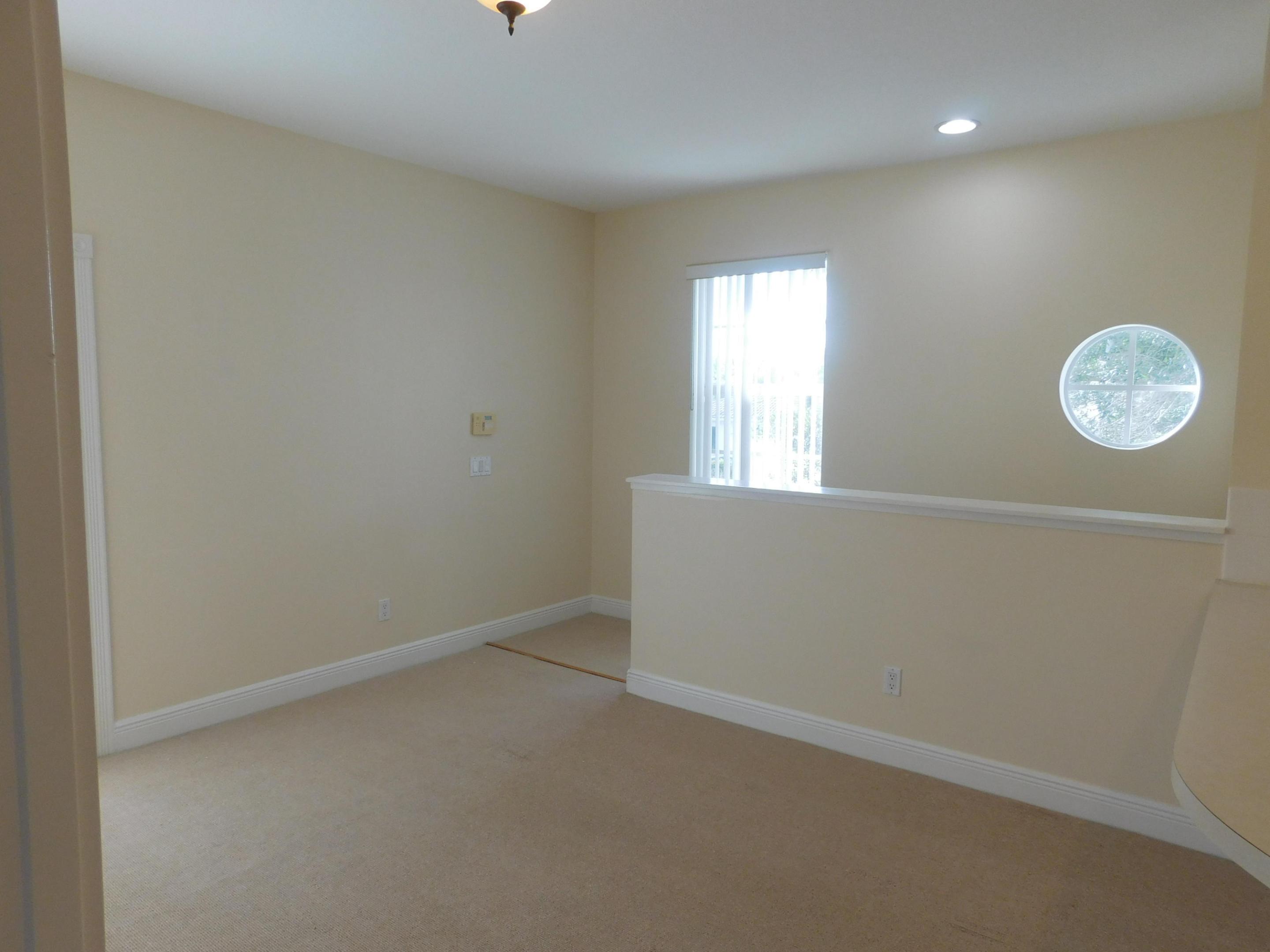 4014 Community Drive 1