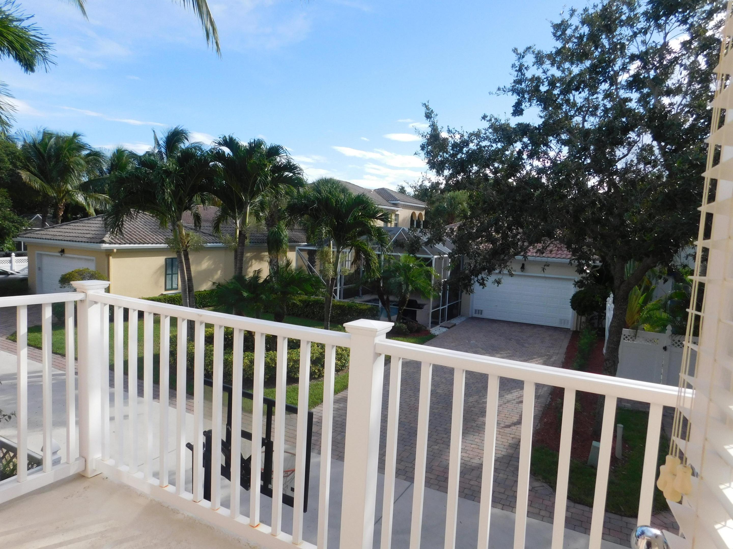 4014 Community Drive 1