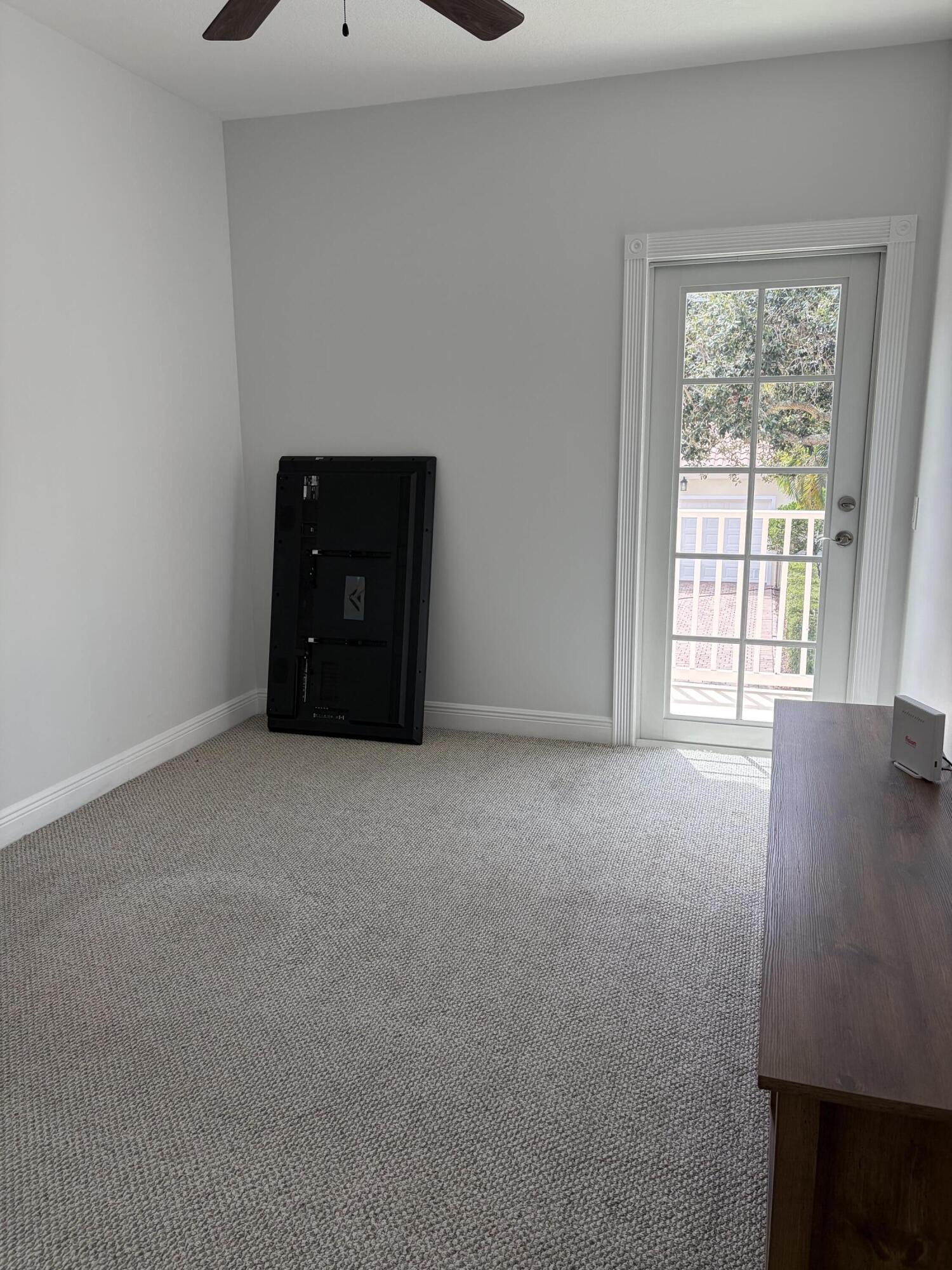 4014 Community Drive 1