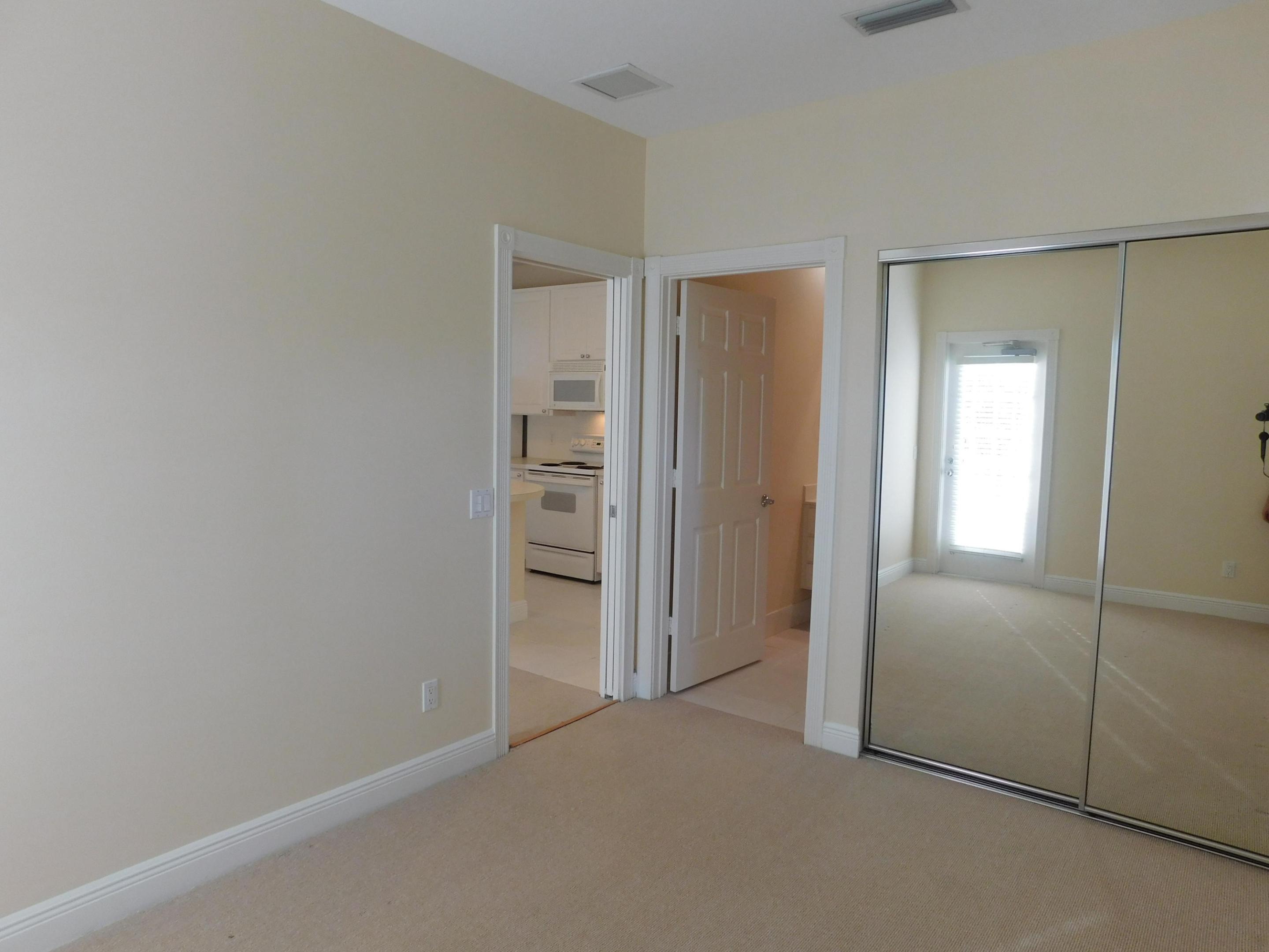 4014 Community Drive 1