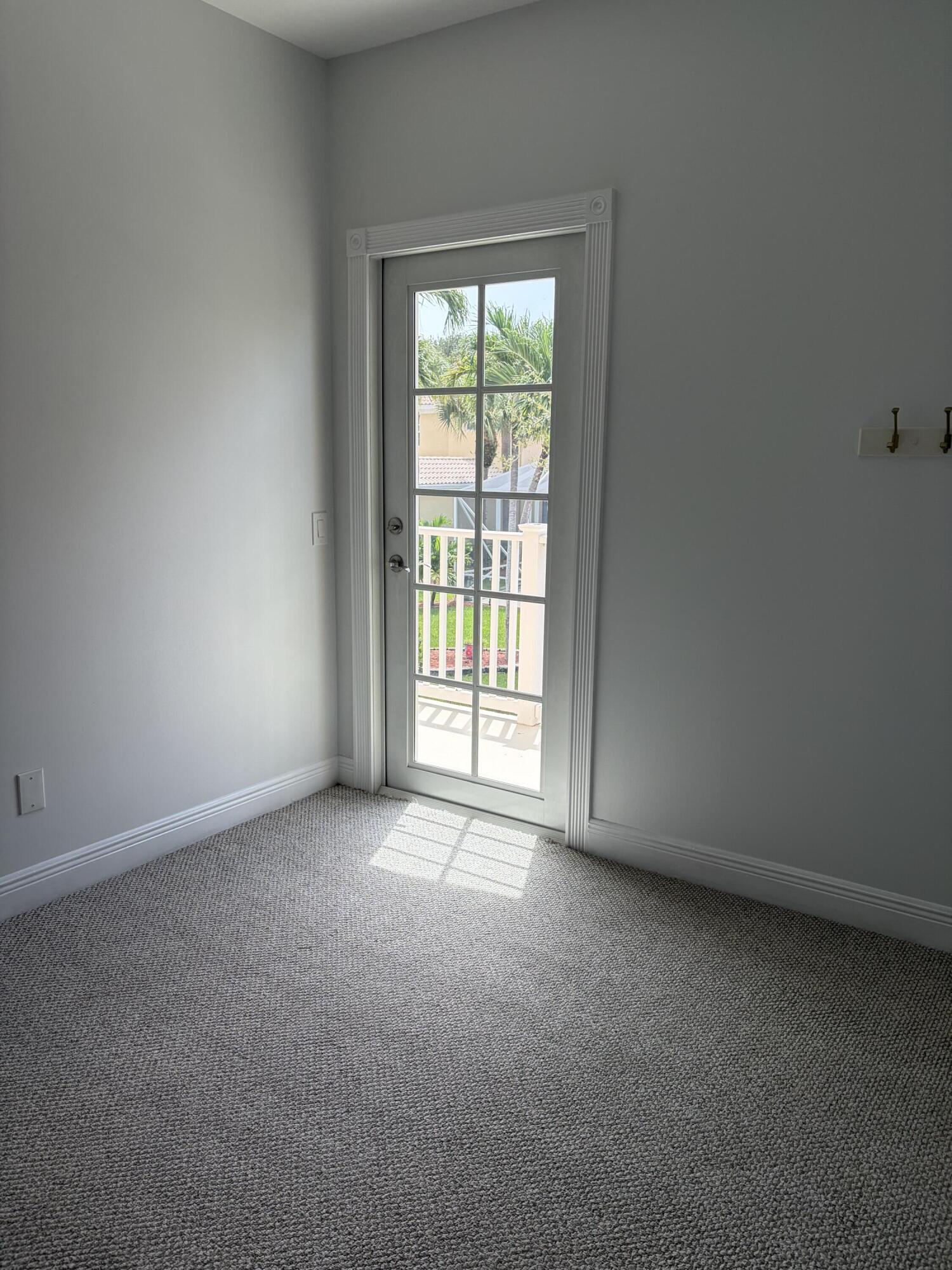 4014 Community Drive 1