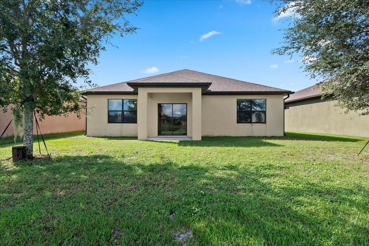 6270 NW REGENT Street, Port St. Lucie