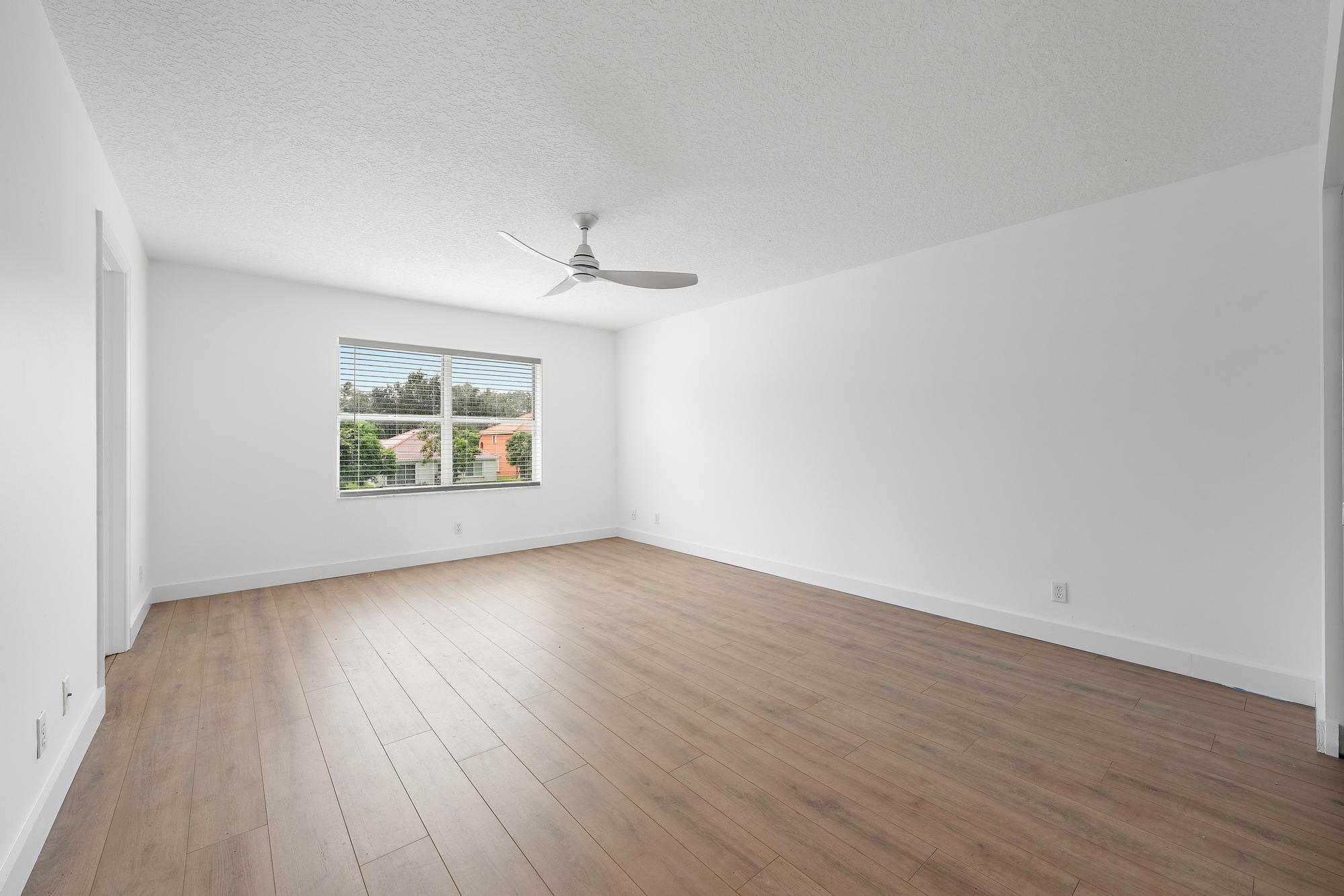 1045 Aspri Way