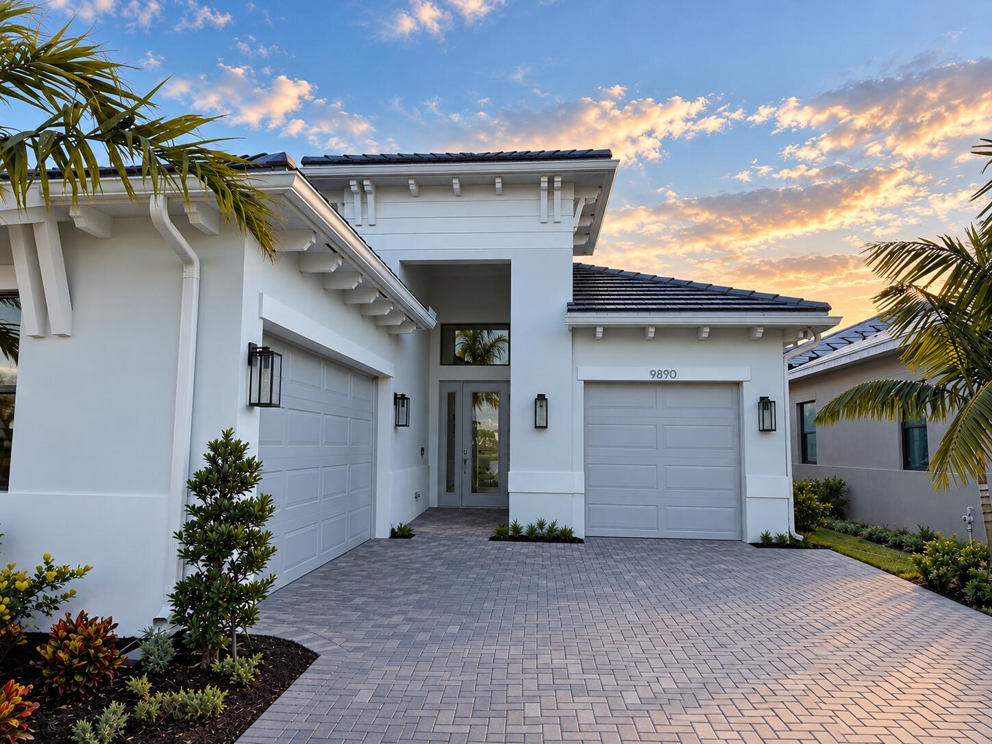 9890 Augustus View