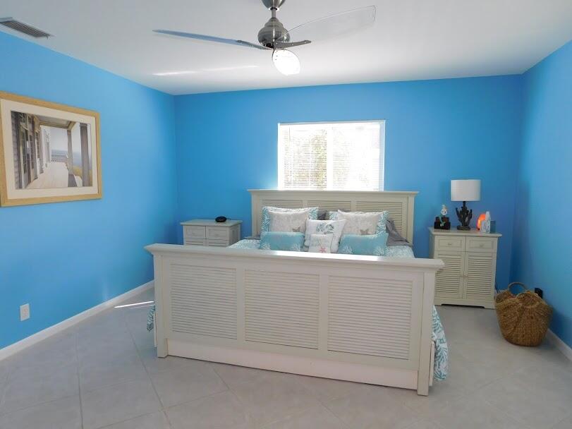 1150 EMERALD Lane