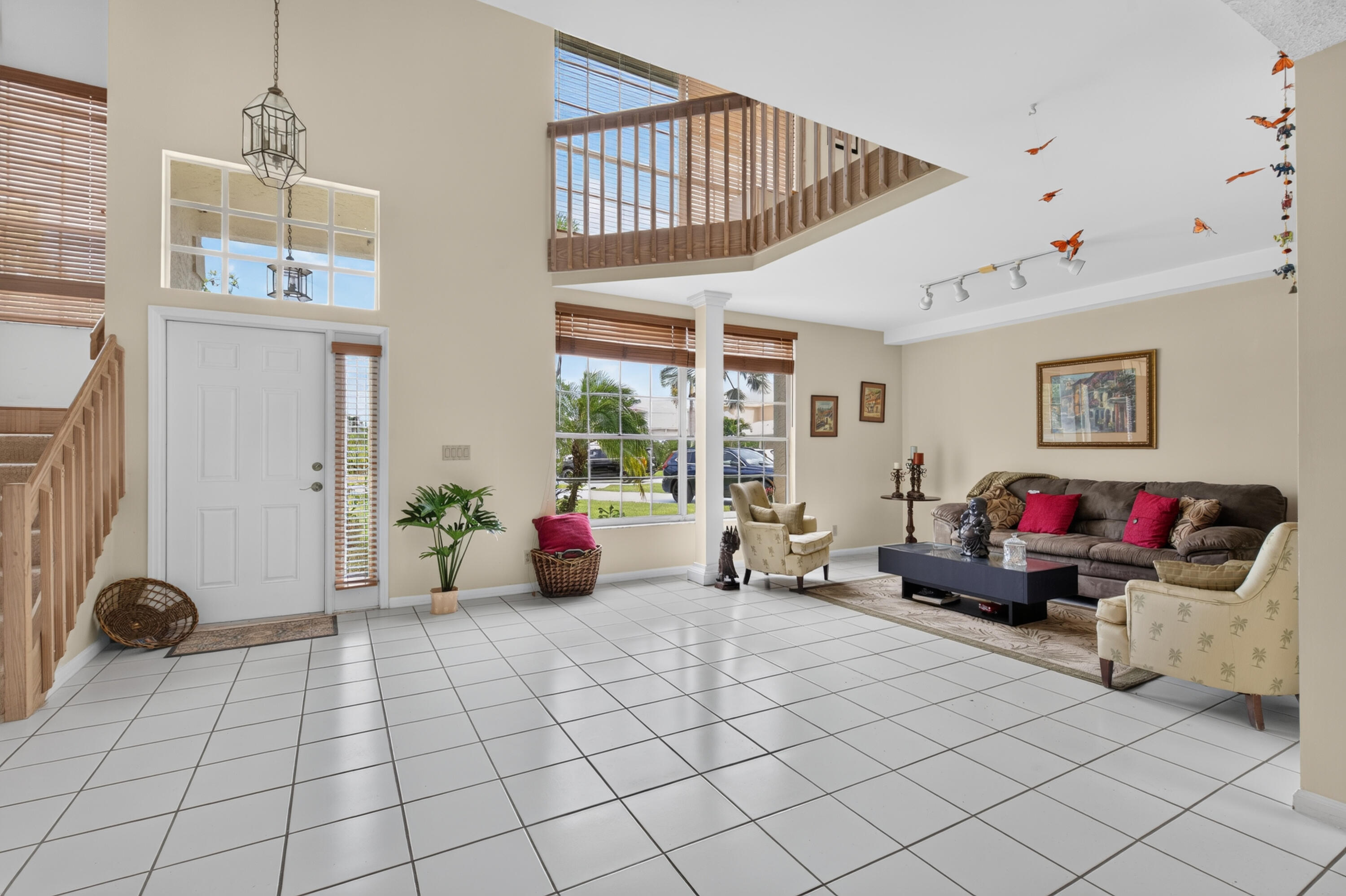 18205 SE Fairview Circle