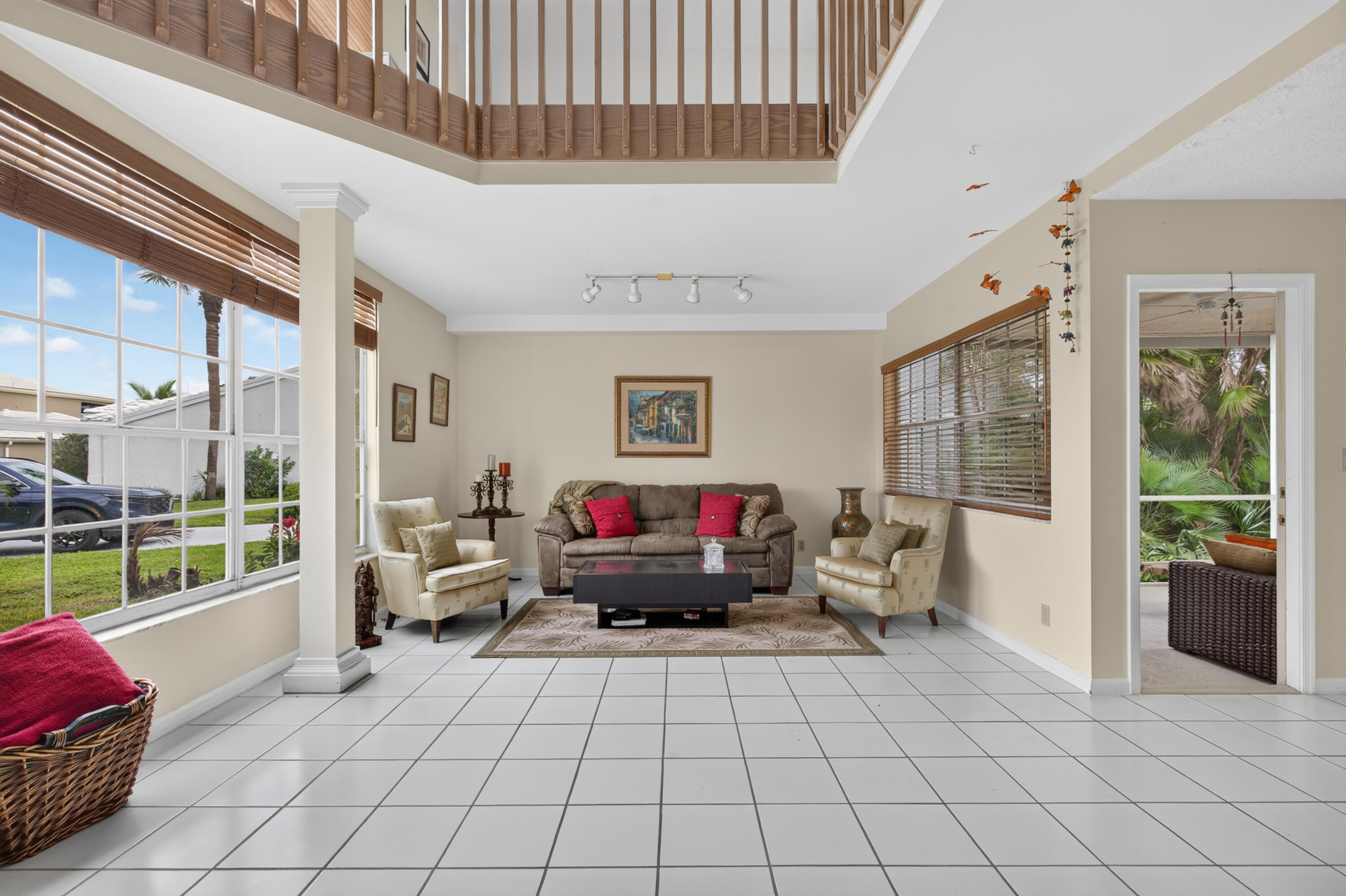 18205 SE Fairview Circle