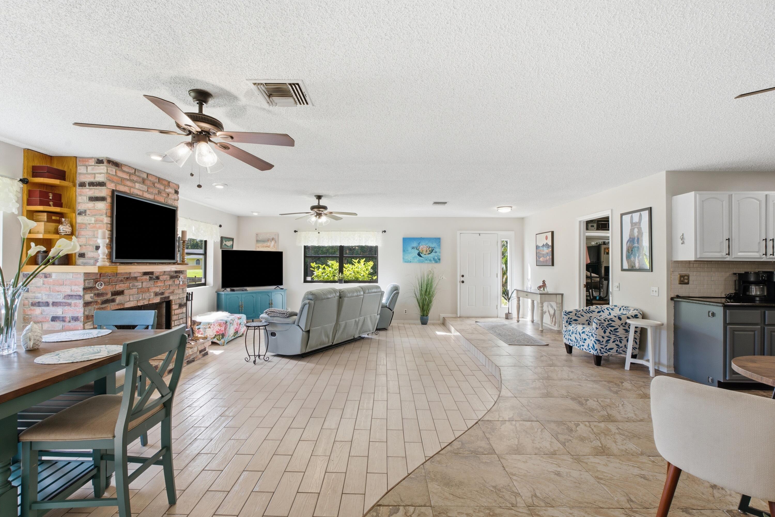 13697 66TH Street N