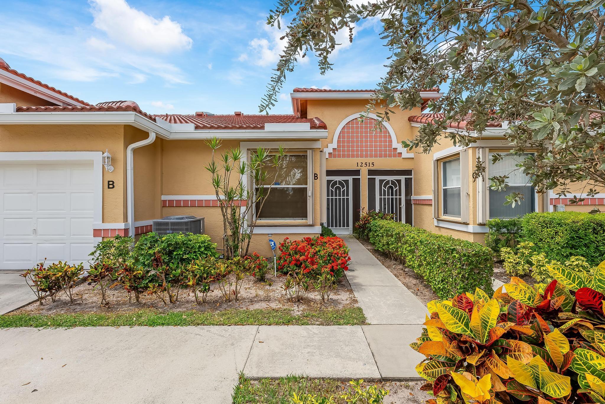 12515 Crystal Pointe Dr B