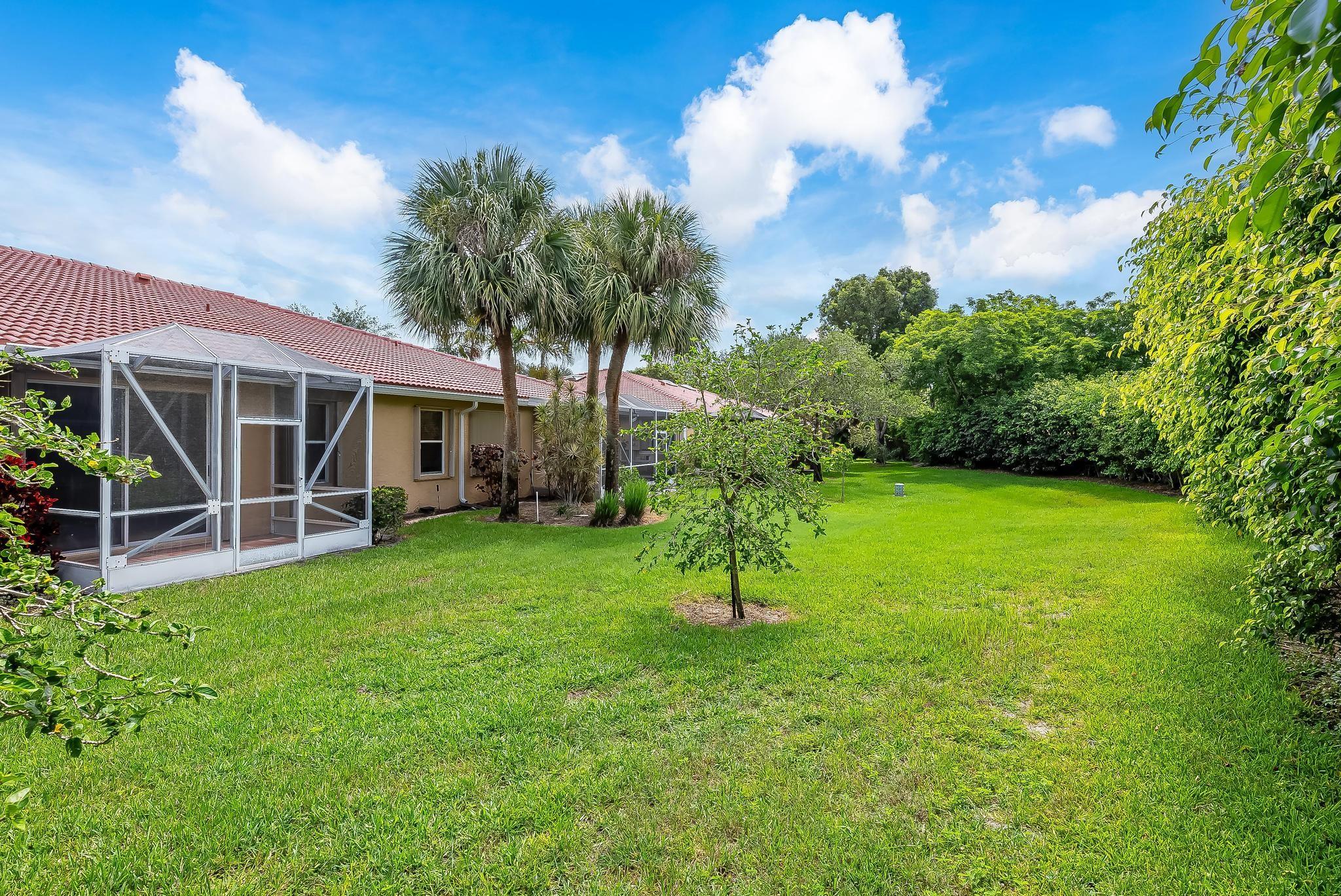 12515 Crystal Pointe Dr B