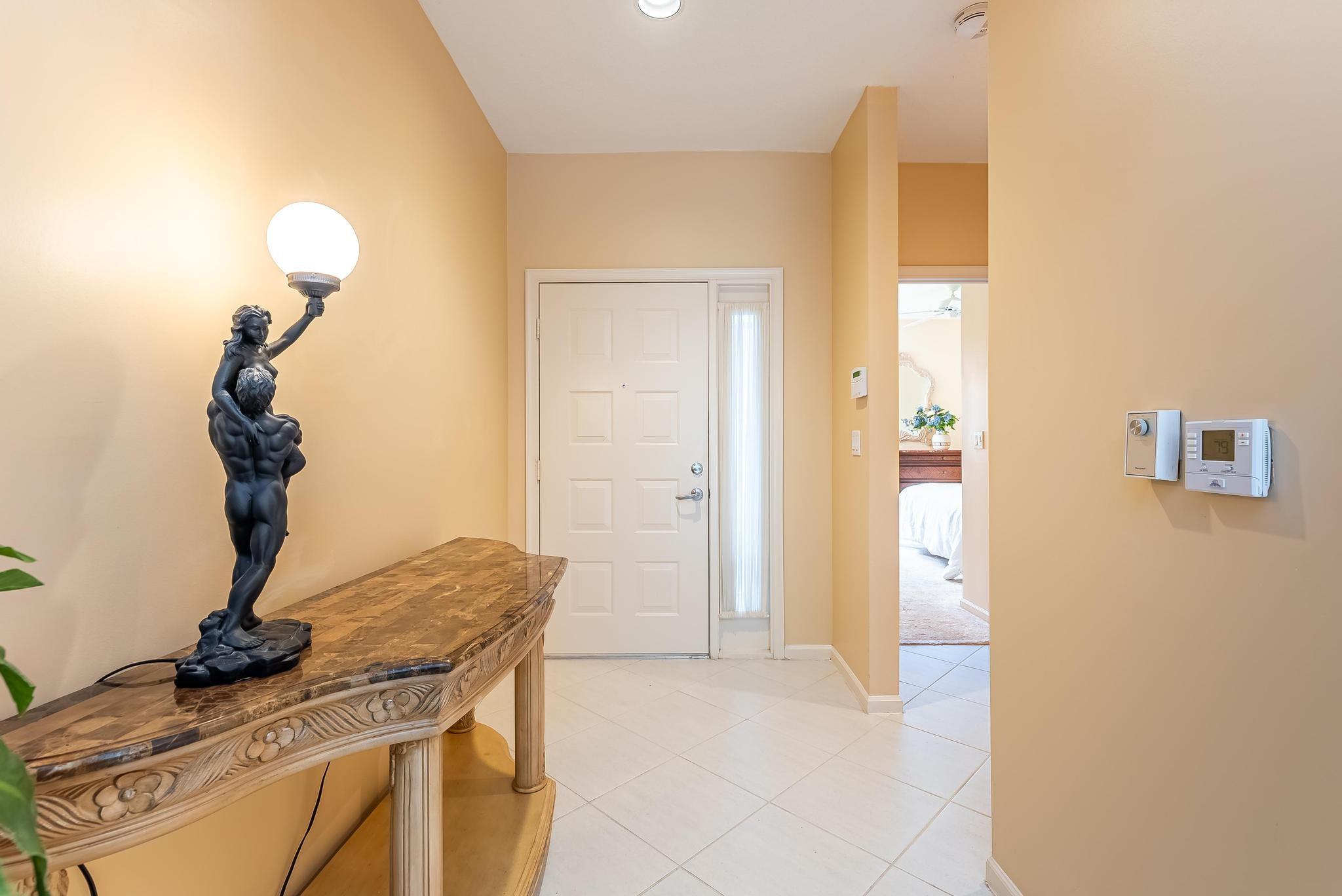 12515 Crystal Pointe Dr B