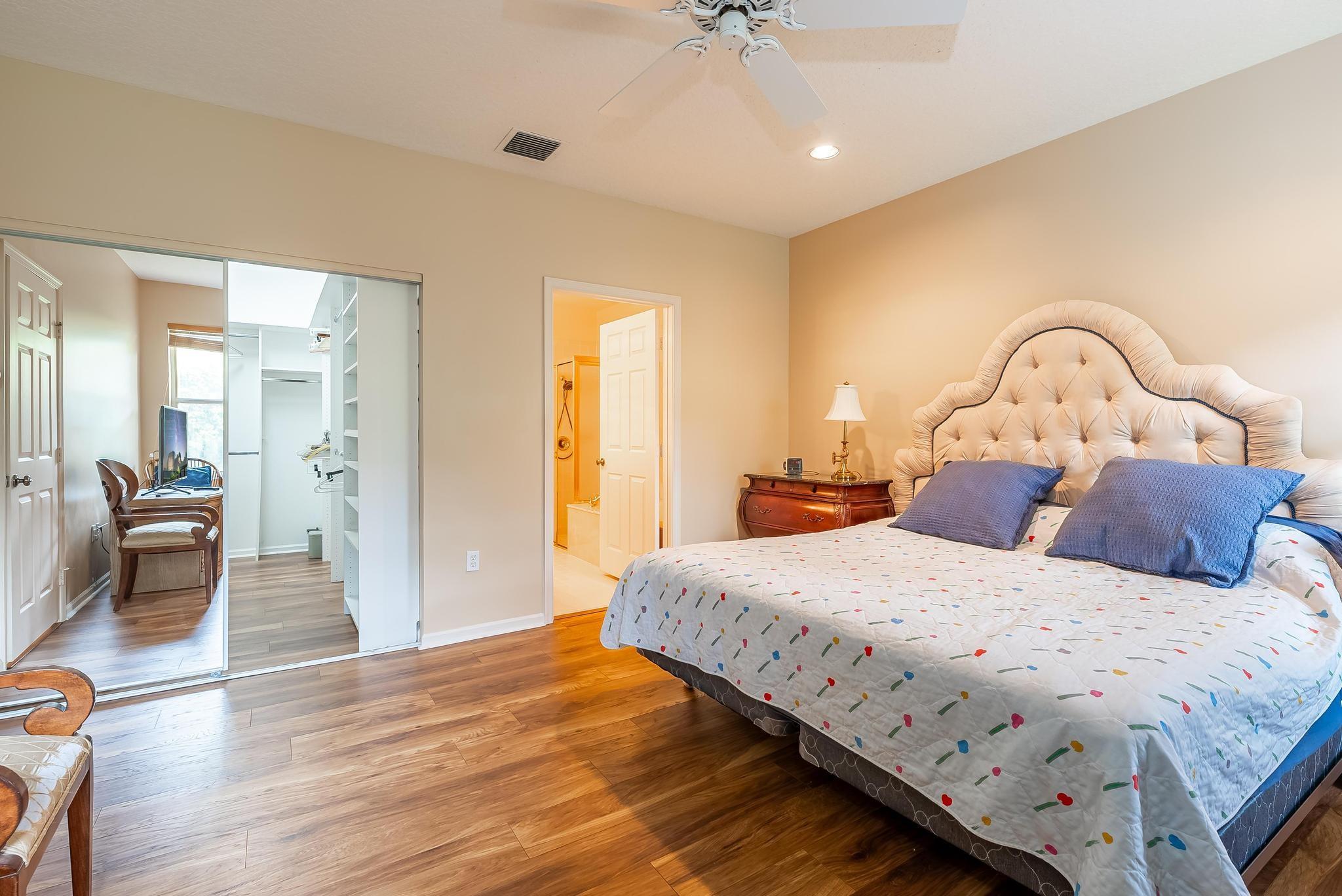 12515 Crystal Pointe Dr B