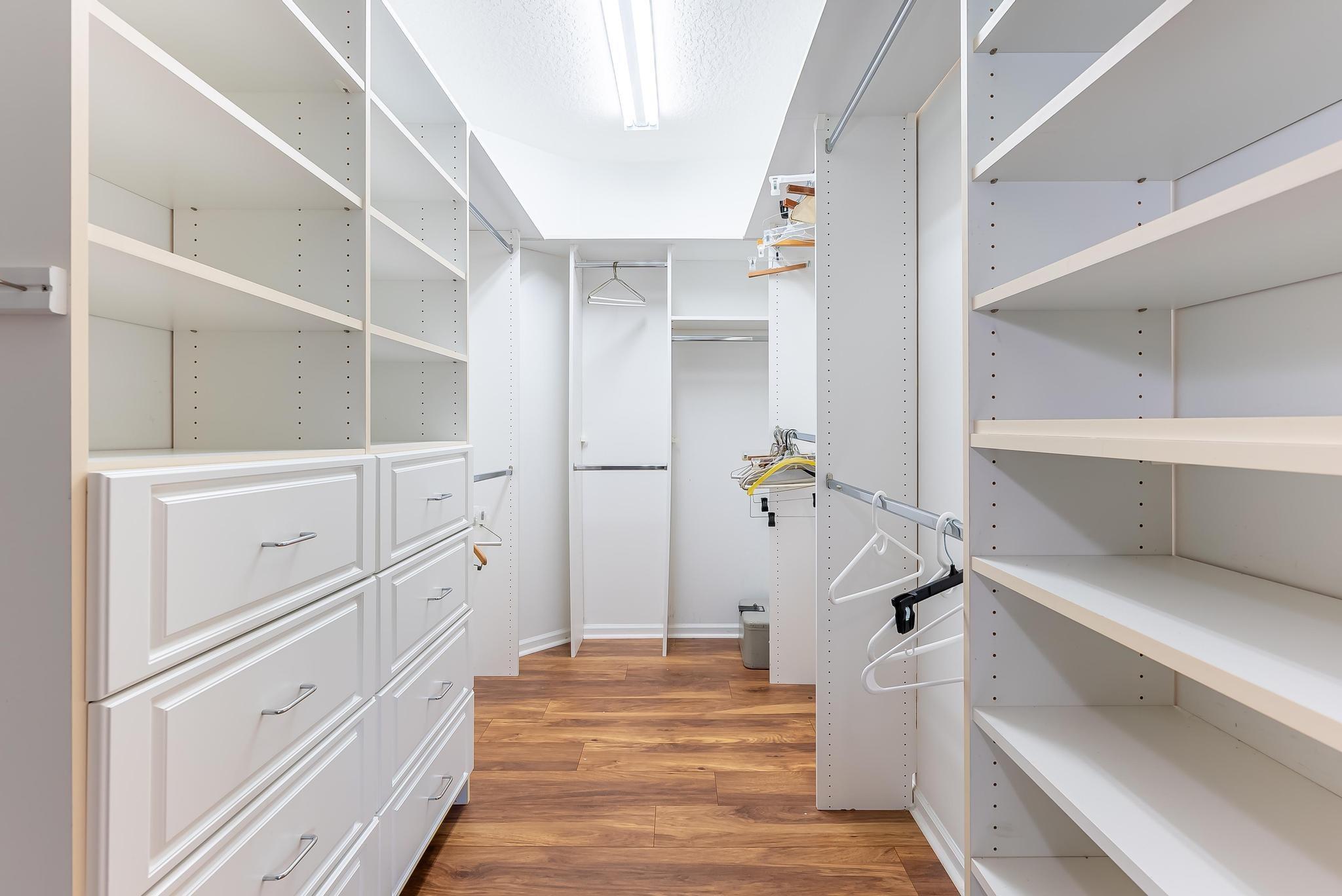 12515 Crystal Pointe Dr B