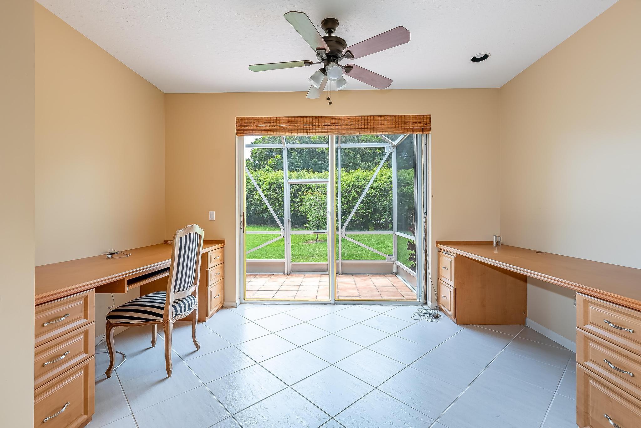 12515 Crystal Pointe Dr B