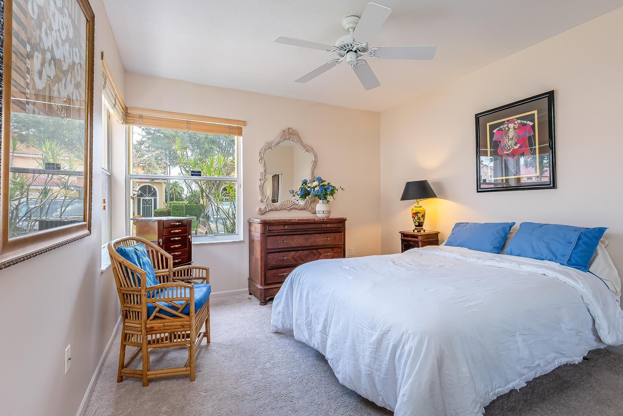 12515 Crystal Pointe Dr B