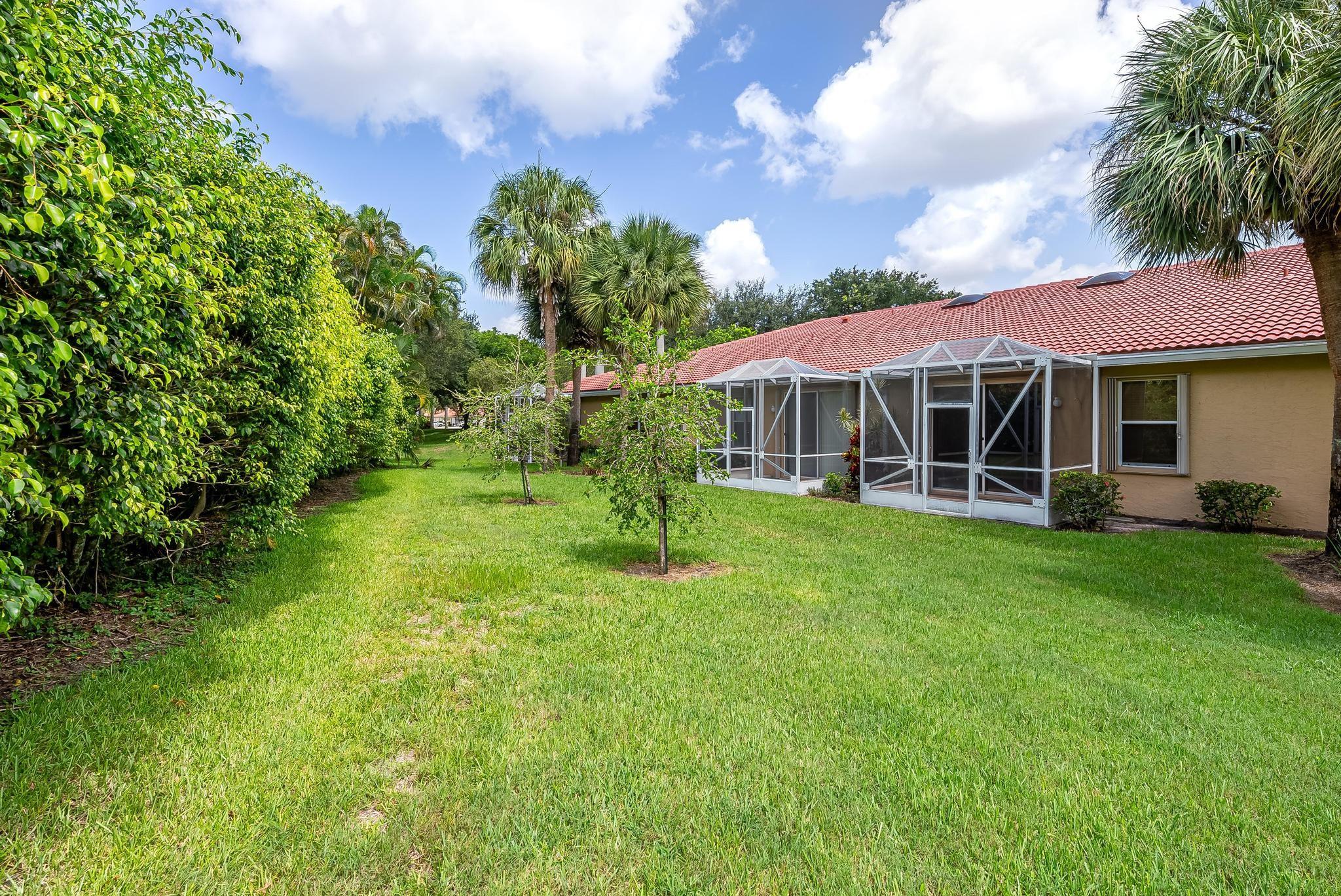 12515 Crystal Pointe Dr B