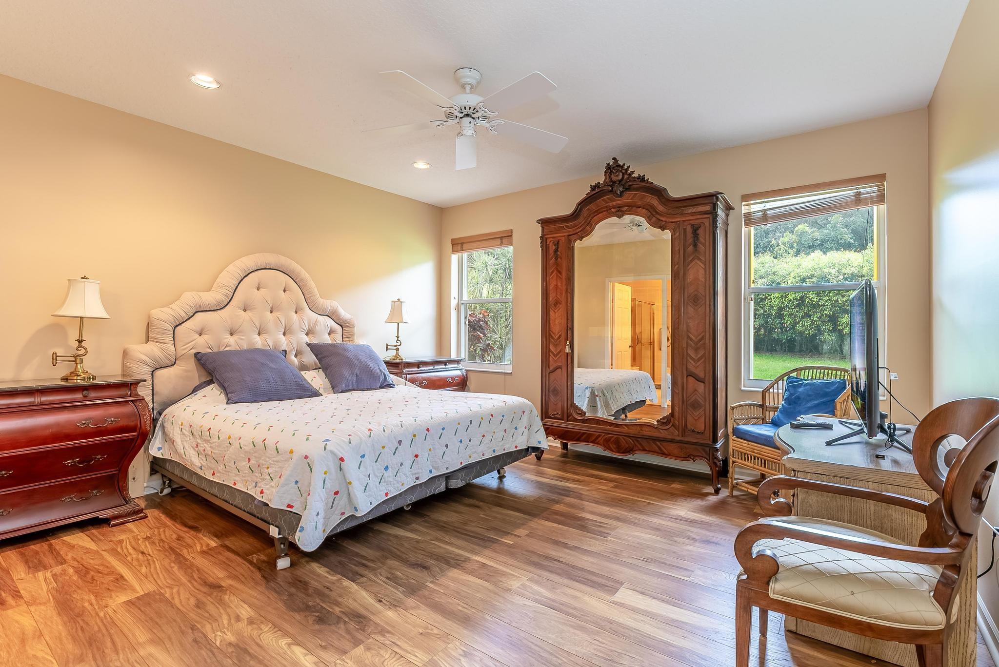 12515 Crystal Pointe Dr B