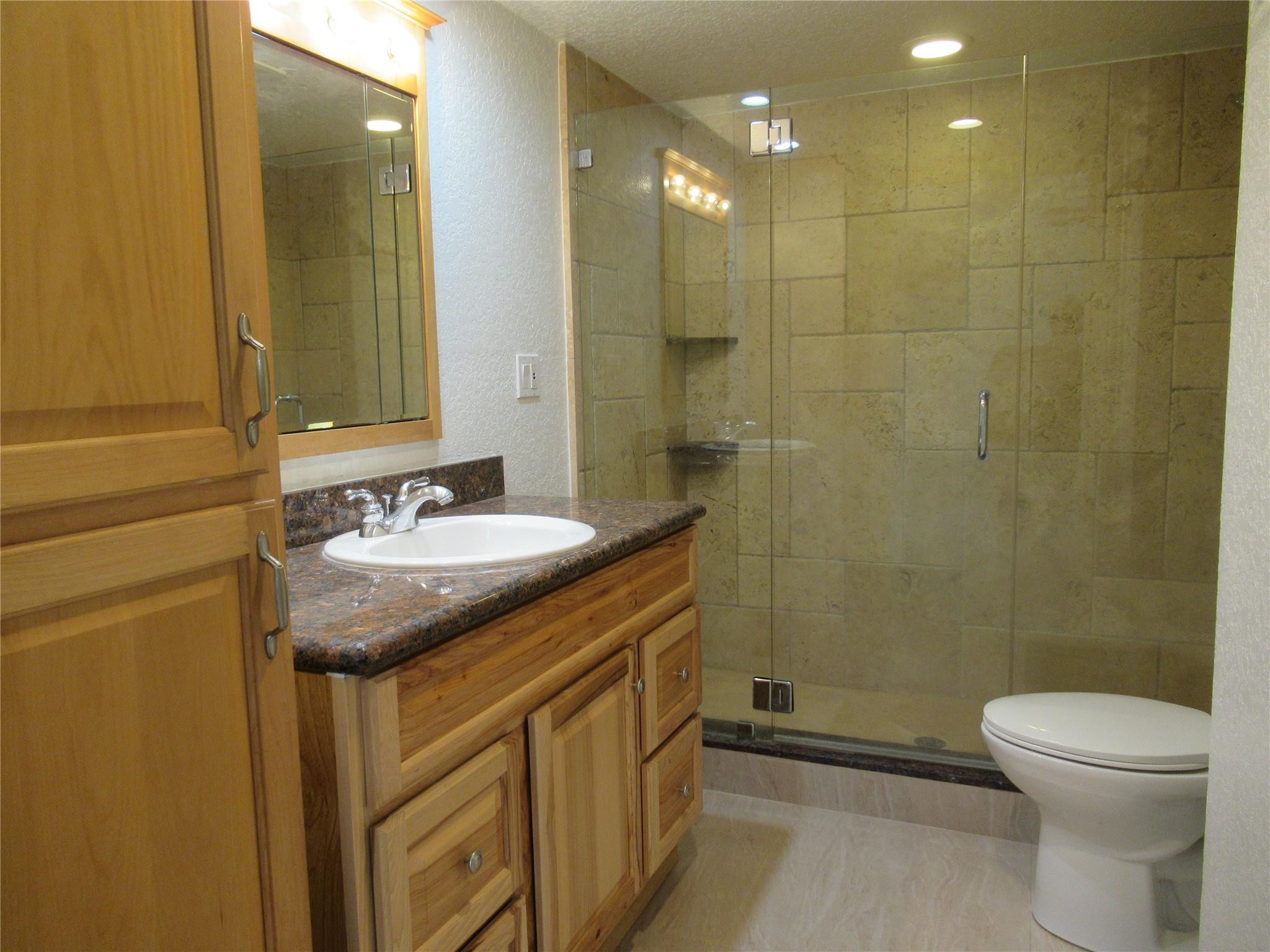 11 Royal Palm Way 11-102