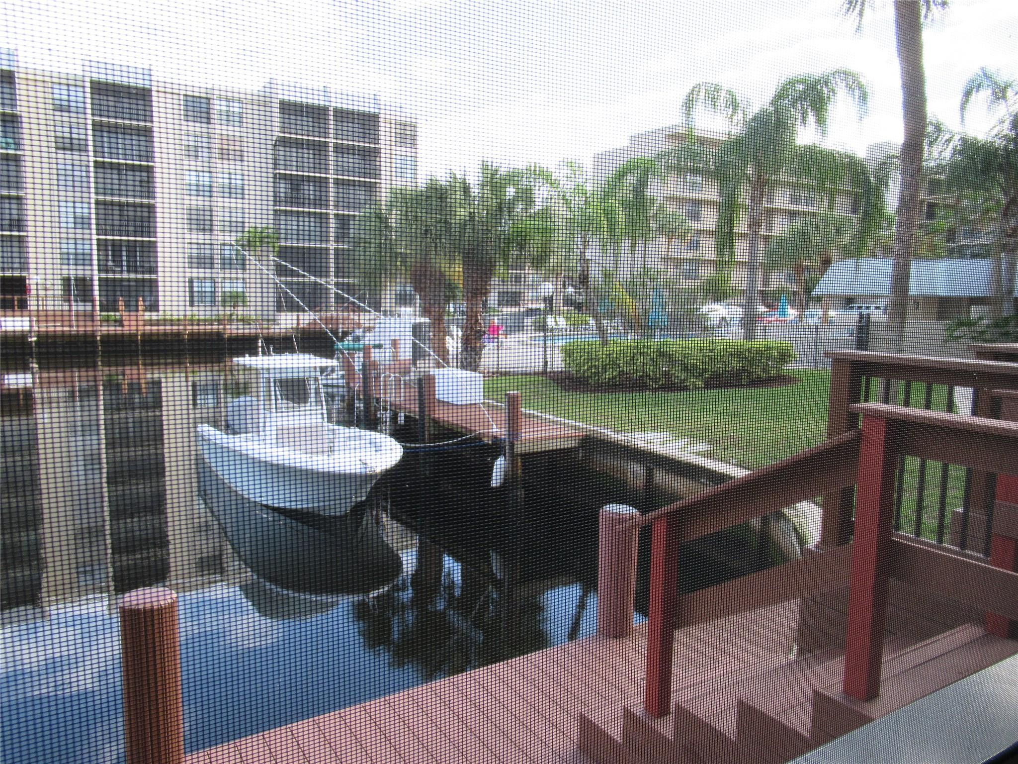 11 Royal Palm Way 11-102