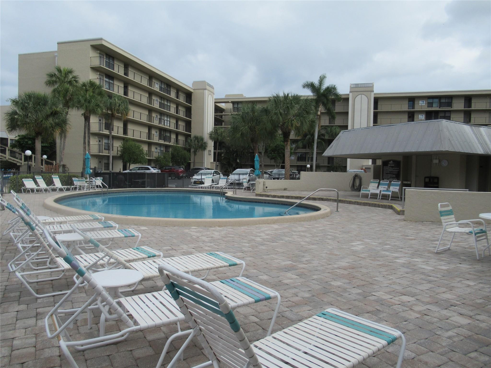 11 Royal Palm Way 11-102