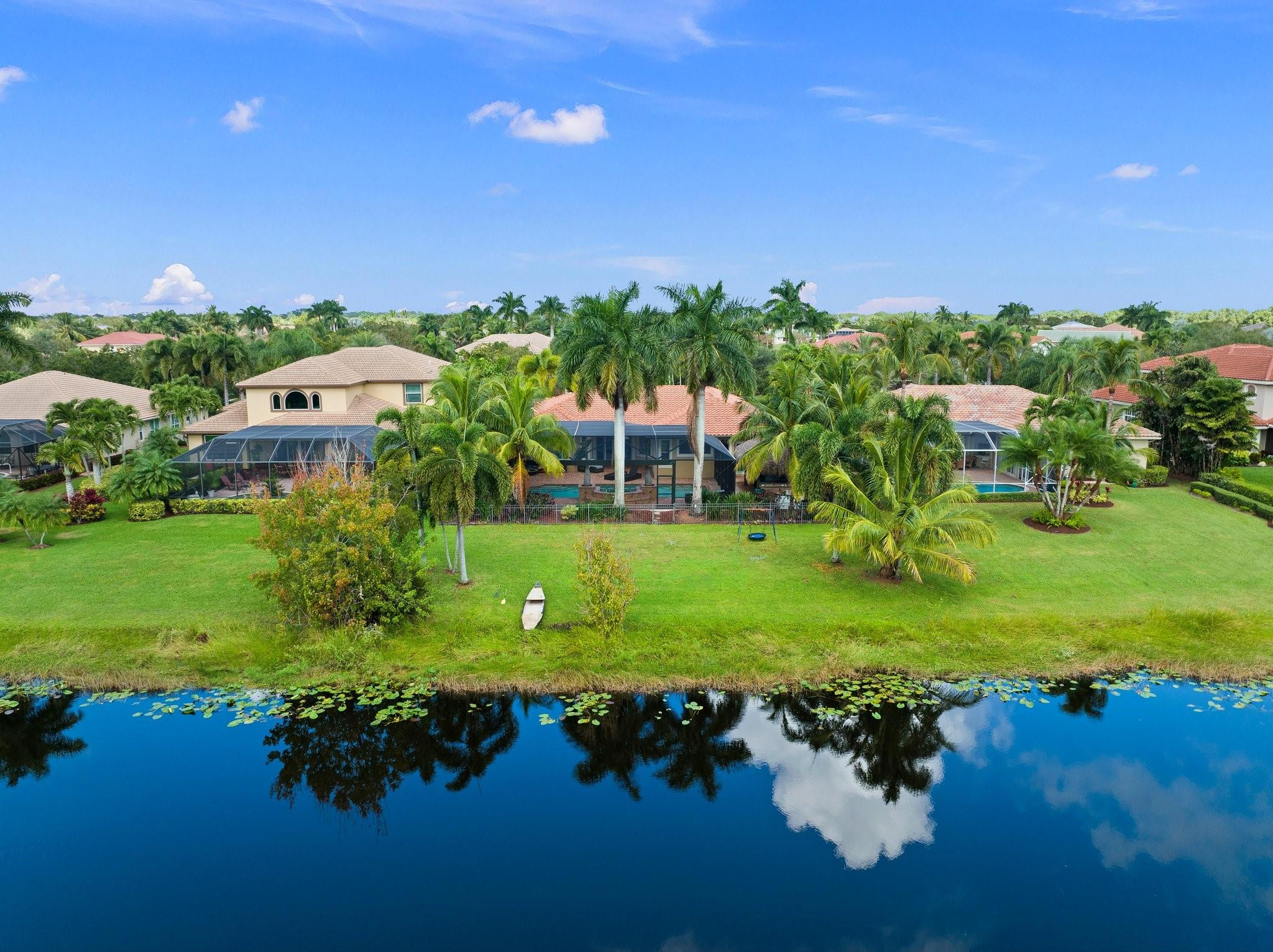 4641 SW Long Bay Dr