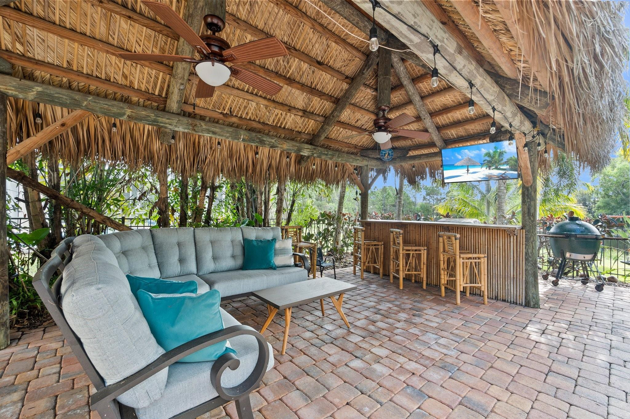 4641 SW Long Bay Dr