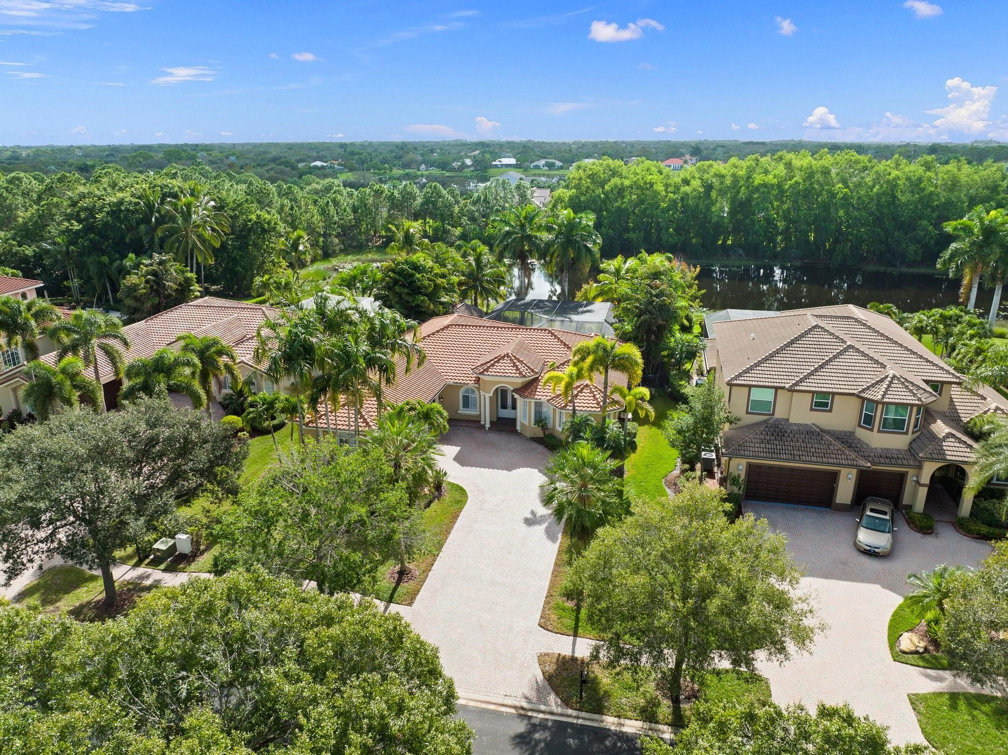 4641 SW Long Bay Dr