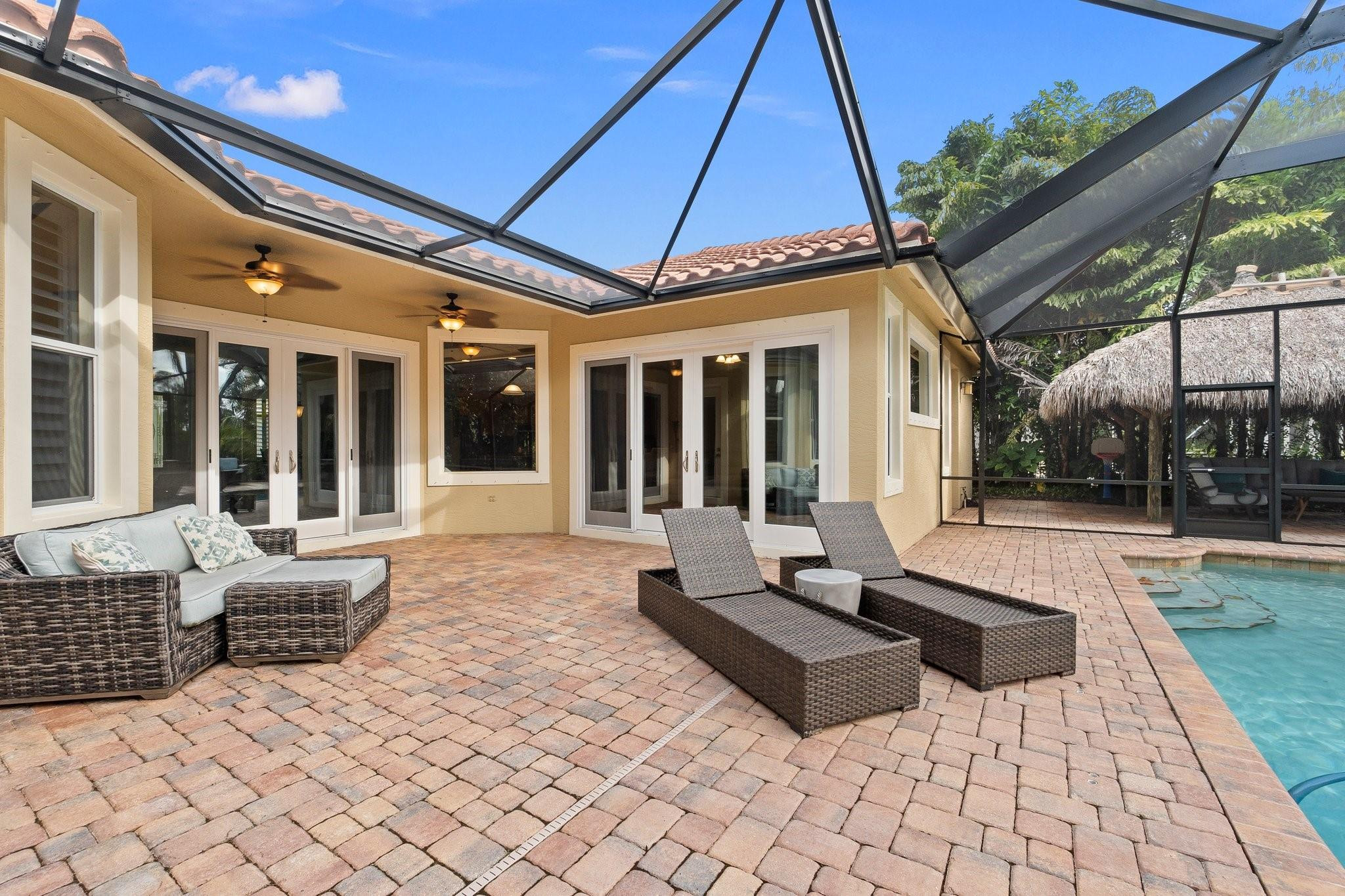 4641 SW Long Bay Dr