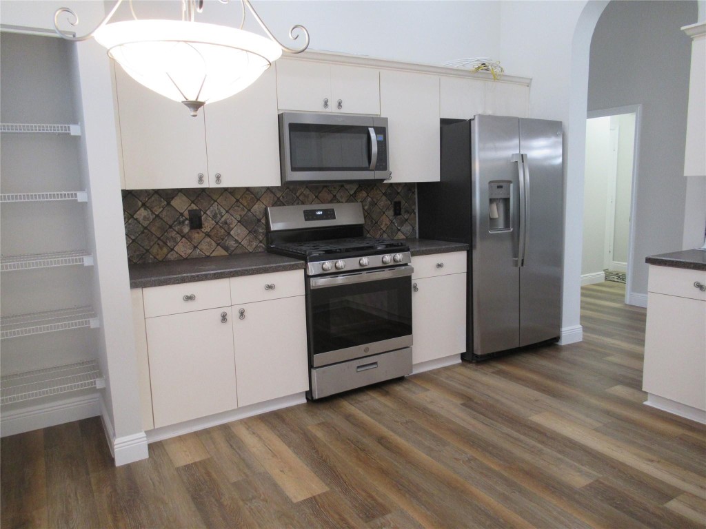 140 NW Lawton Rd