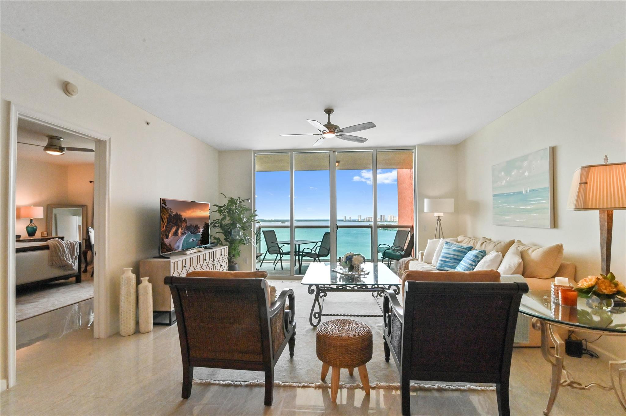 2650 Lake Shore Dr 1704