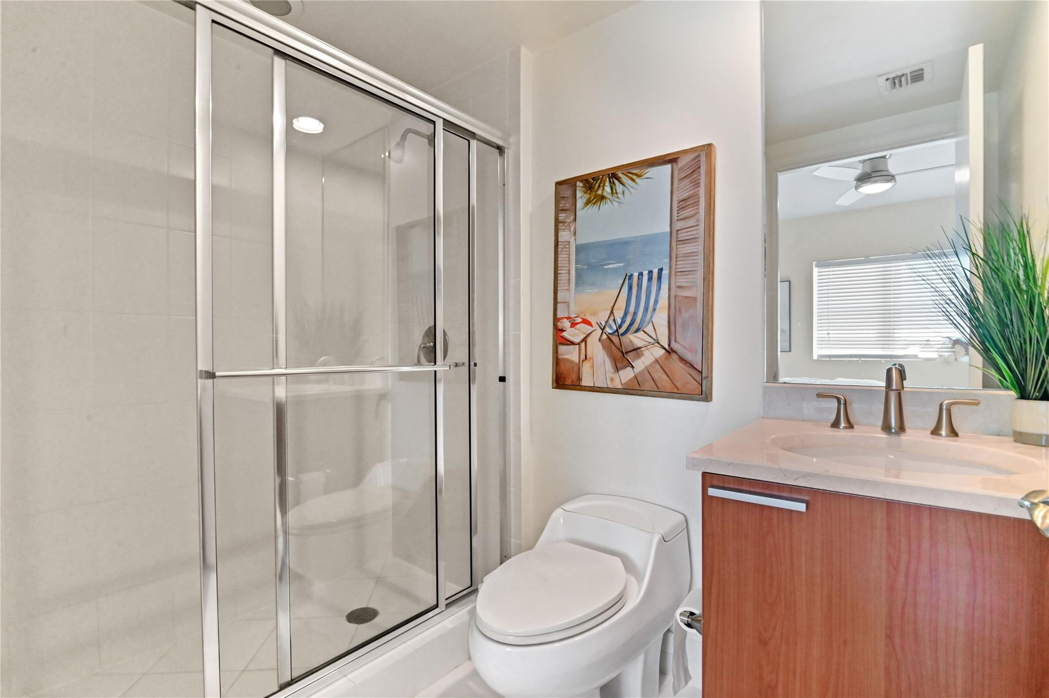 2650 Lake Shore Dr 1704