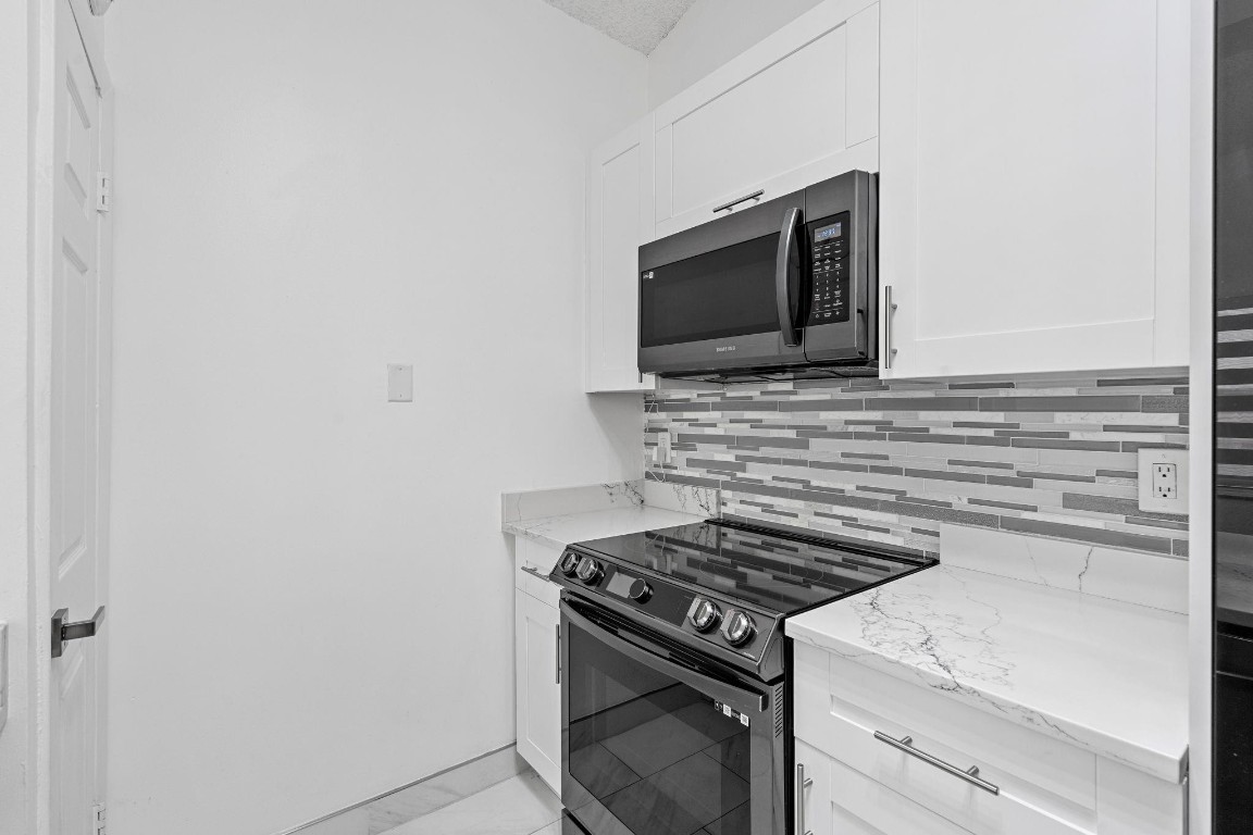 2881 N Oakland Forest Dr 213