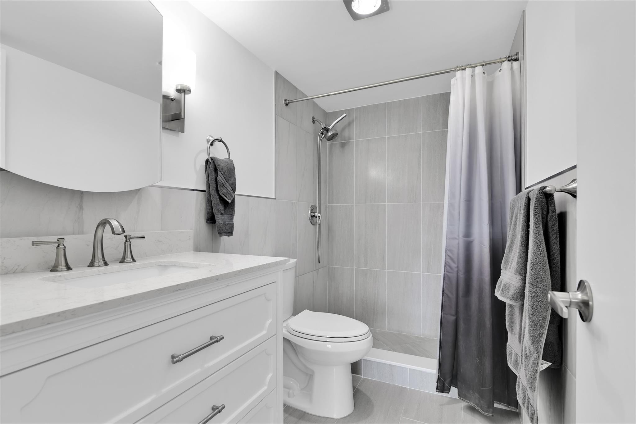 1124 NW 13th Street 206A