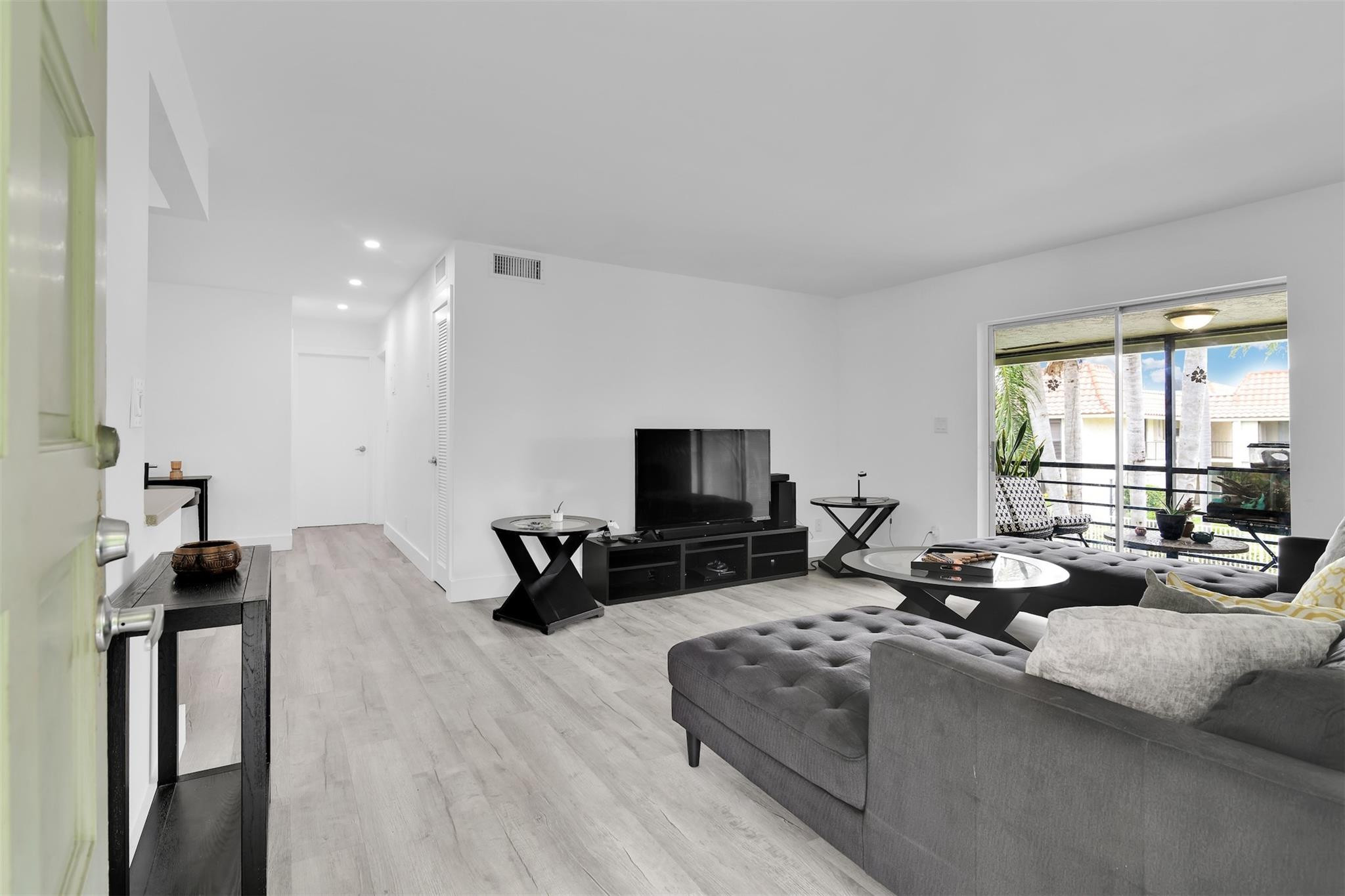 1124 NW 13th Street 206A