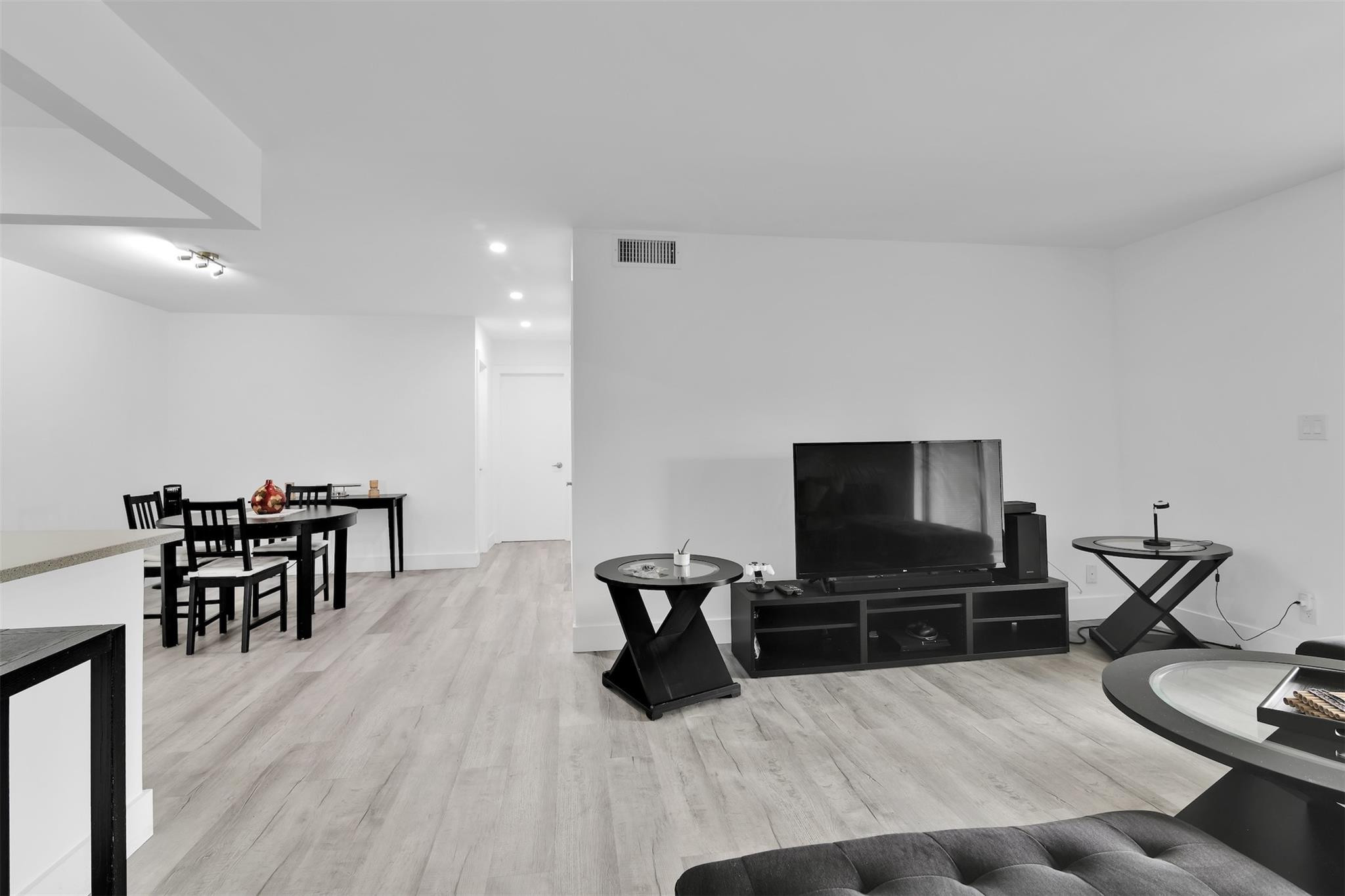 1124 NW 13th Street 206A