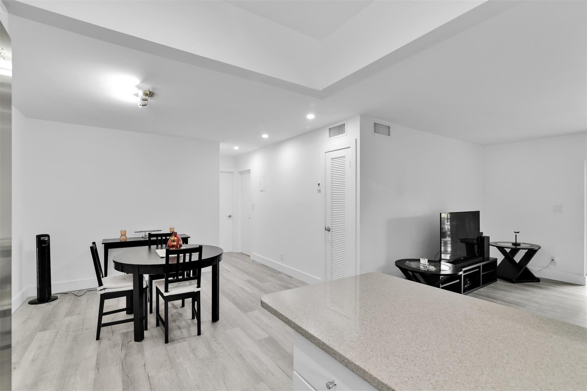 1124 NW 13th Street 206A