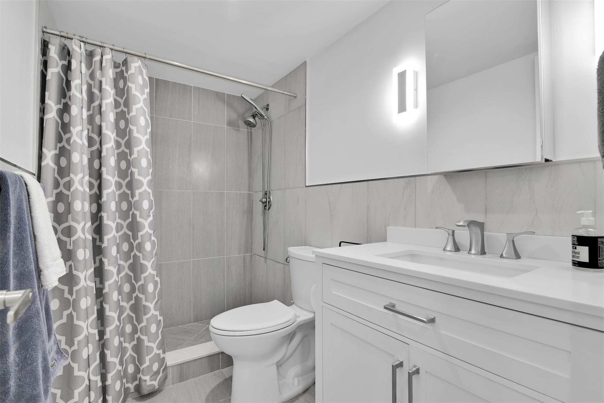 1124 NW 13th Street 206A
