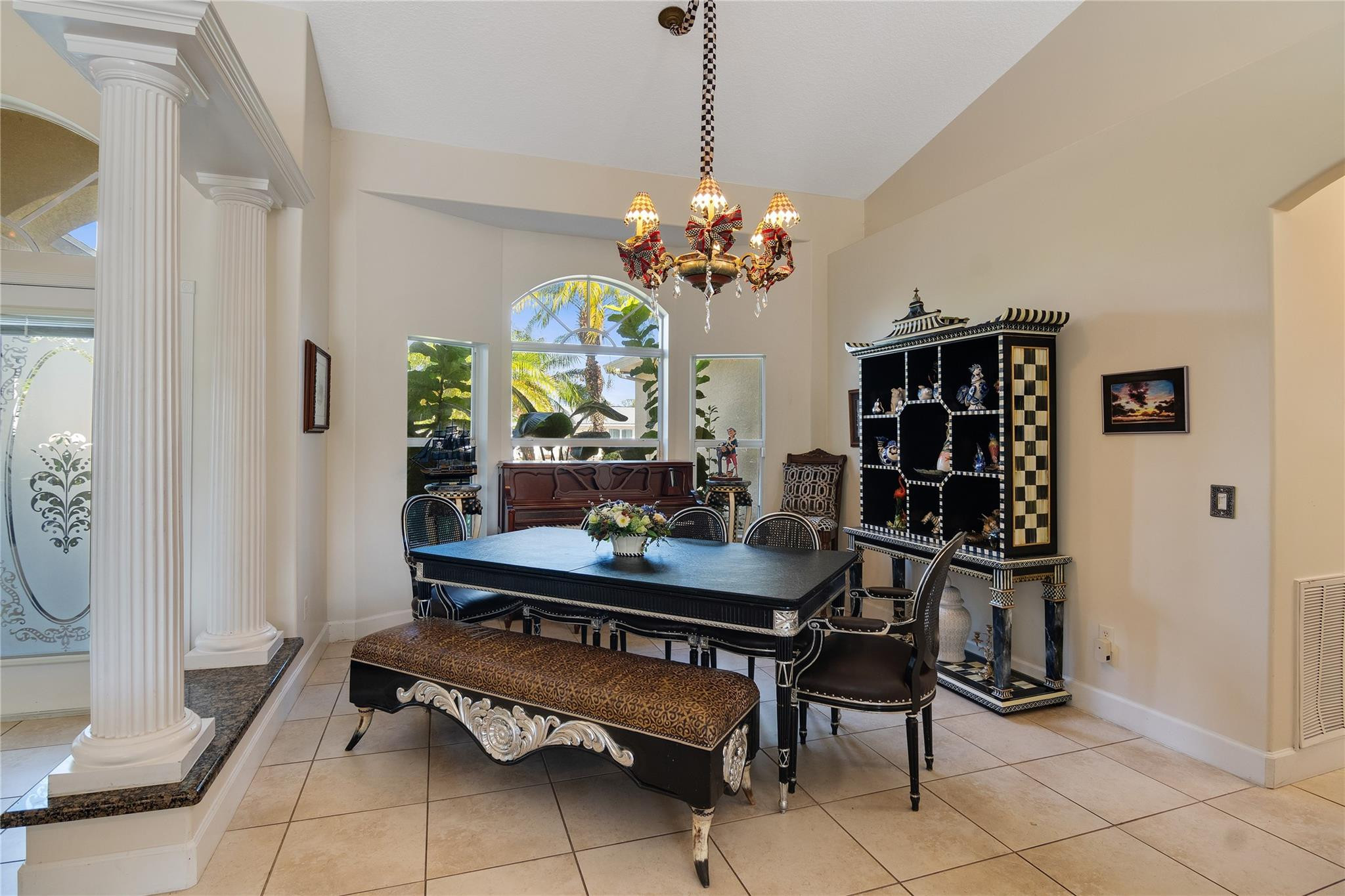 460 NE Cornwall Avenue, Port St. Lucie