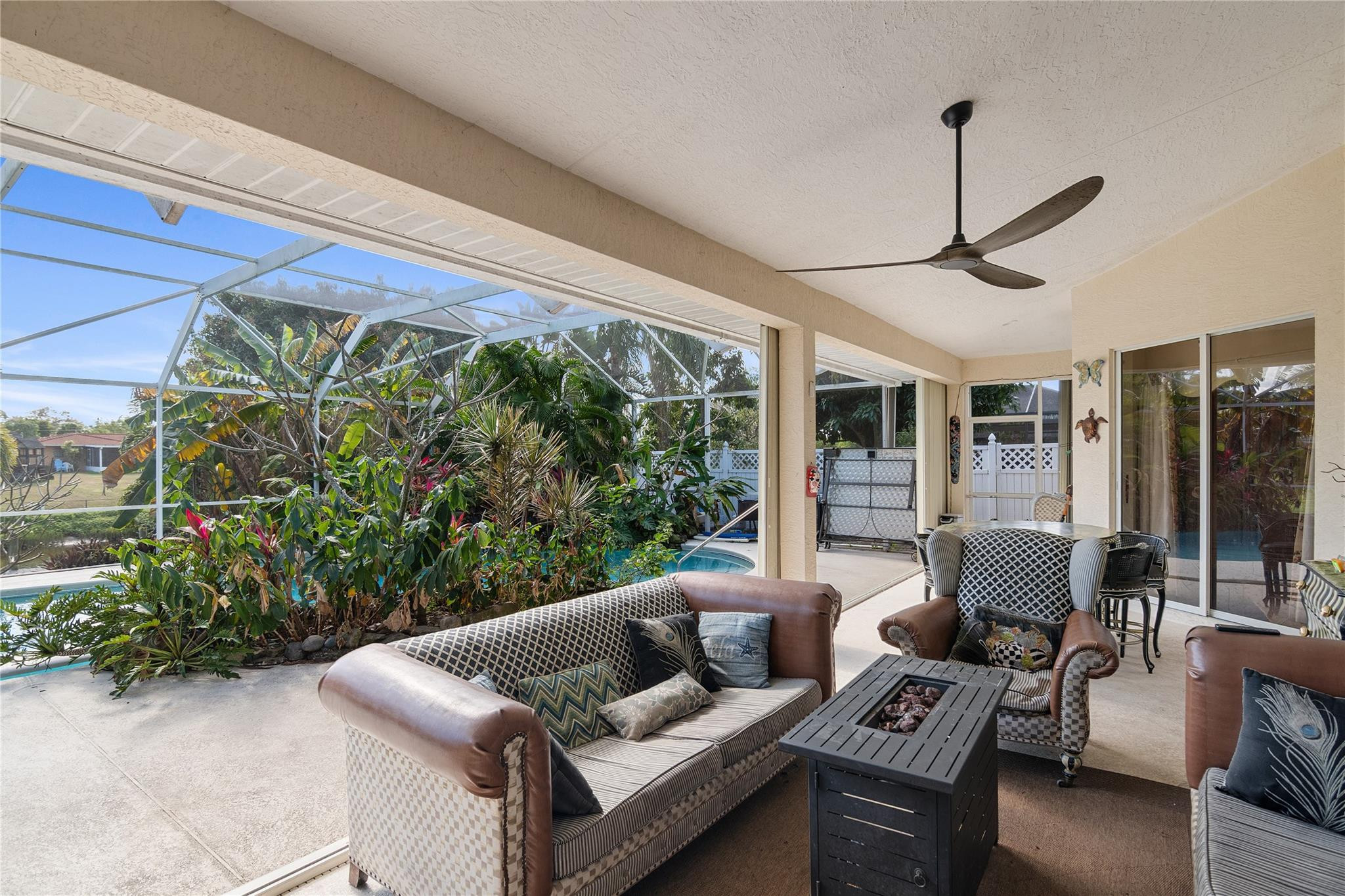 460 NE Cornwall Avenue, Port St. Lucie