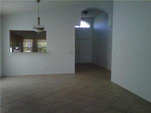 6352 Harbour Club Drive