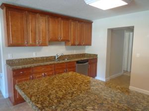 6 ROBALO Court