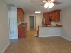 6 ROBALO Court