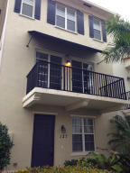 127 Greenwich Circle