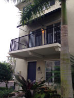 127 Greenwich Circle