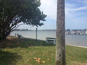 825 Center Street 8c