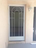 825 Center Street 8c